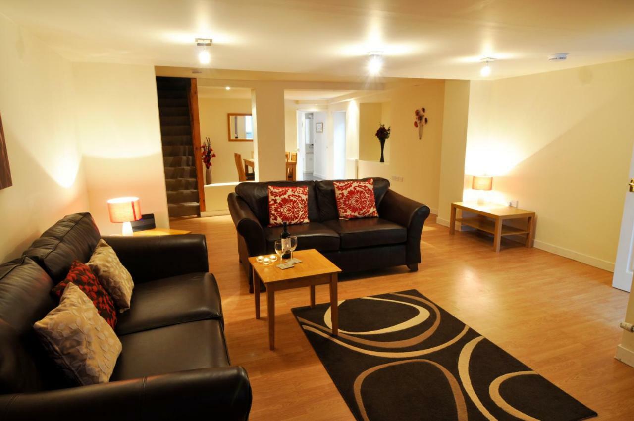 Dufftown Square Apartment Exteriér fotografie